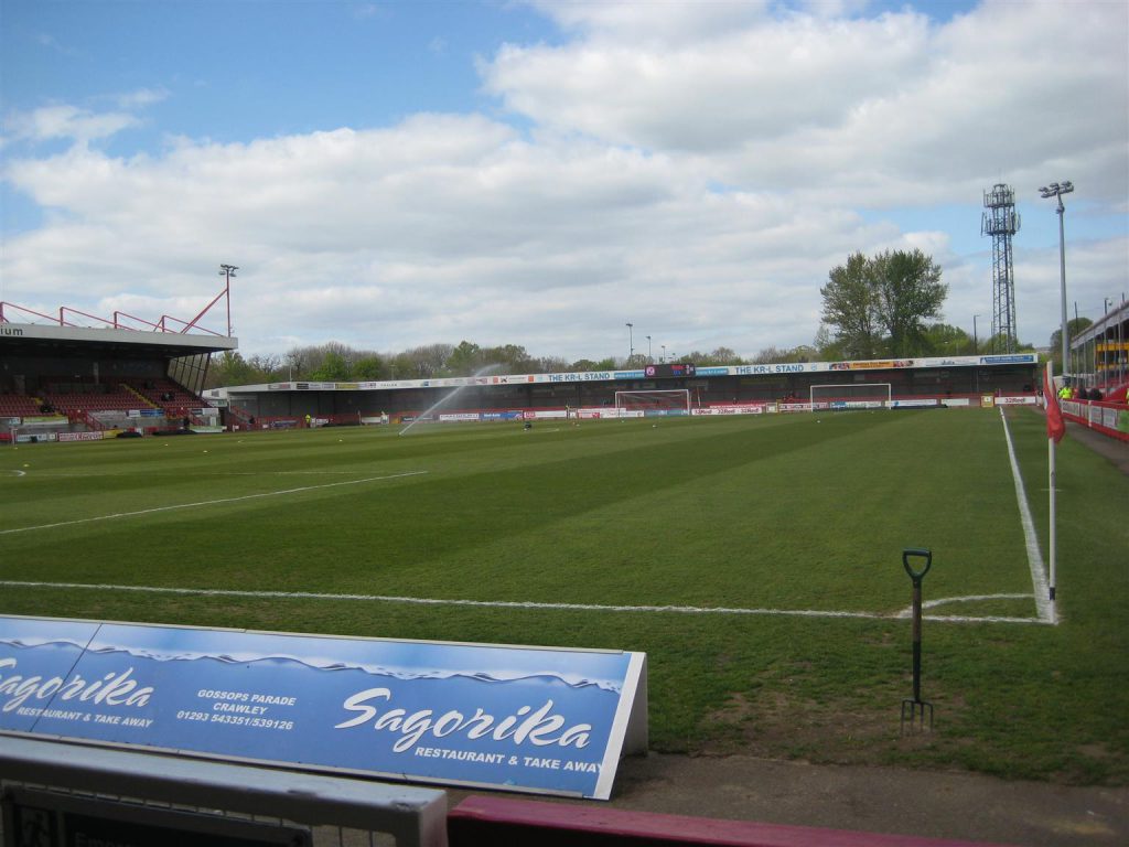 broadfield-stadium_2014_04