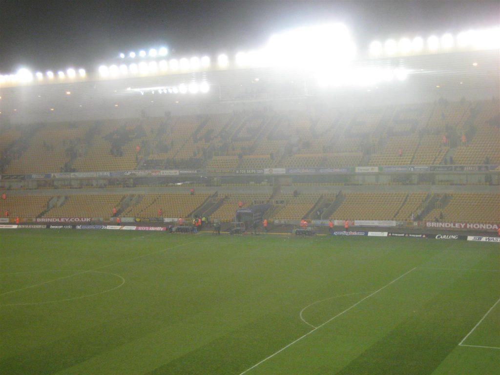 molineux_2009_04